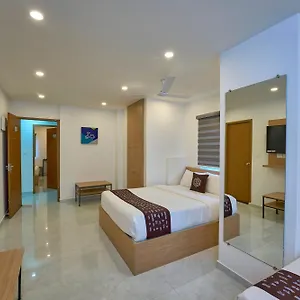 Sapphire Club Hub 3* Kochi